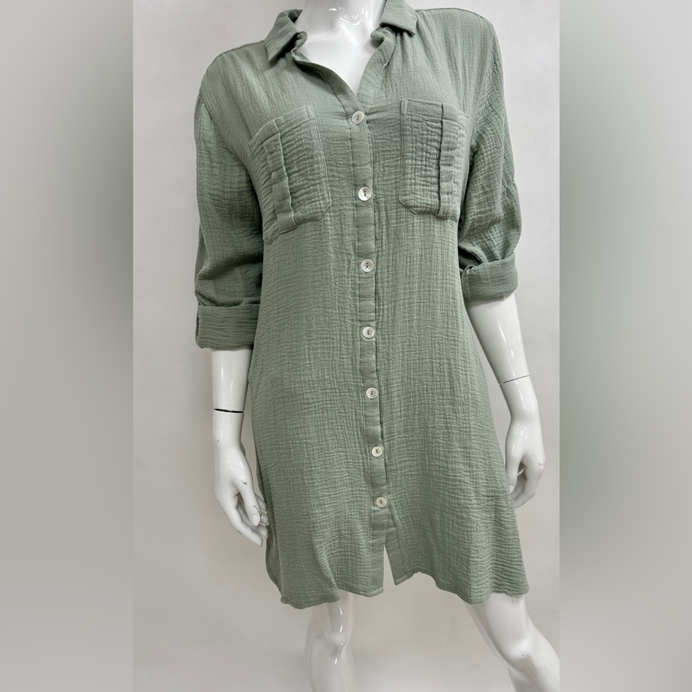 NWT 🤍💚🤍💚BLUE ISLAND 💚🤍💚🤍SHIRT DRESS